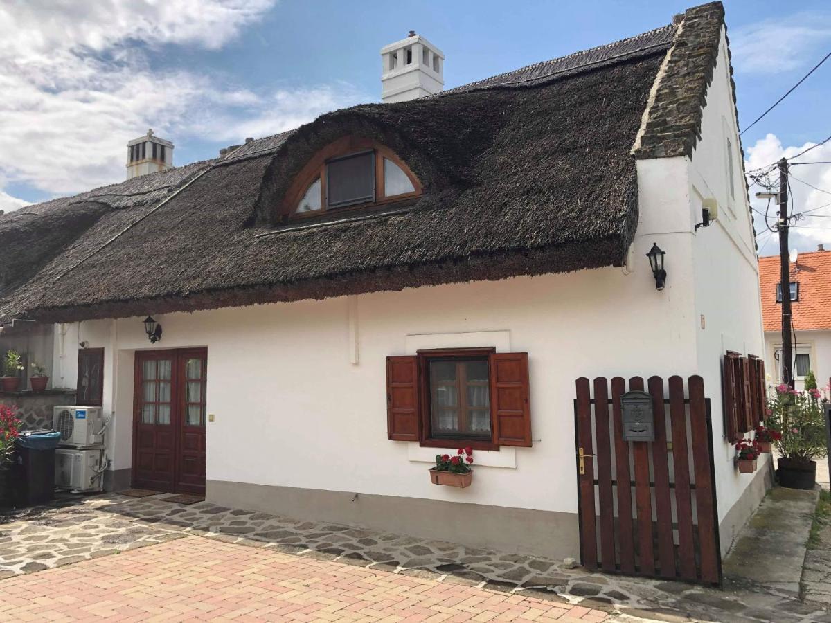 Centrum Vendégház Tihany Esterno foto